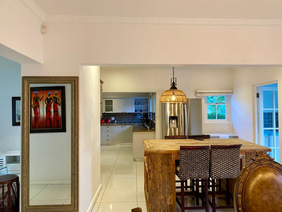 To Let 5 Bedroom Property for Rent in Constantia Western Cape